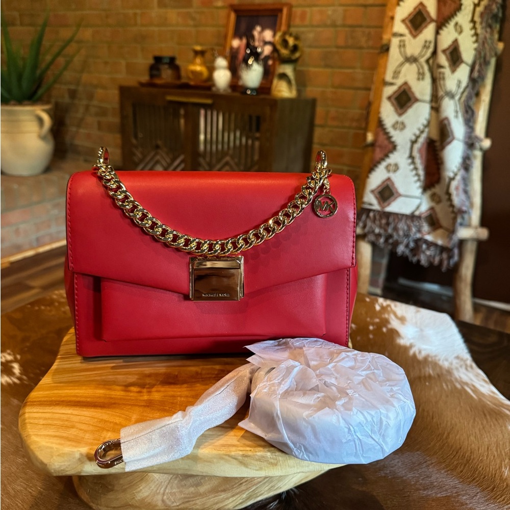 MICHAEL Michael Kors Red Crossbody Bag with Gold Chain New Without Tags